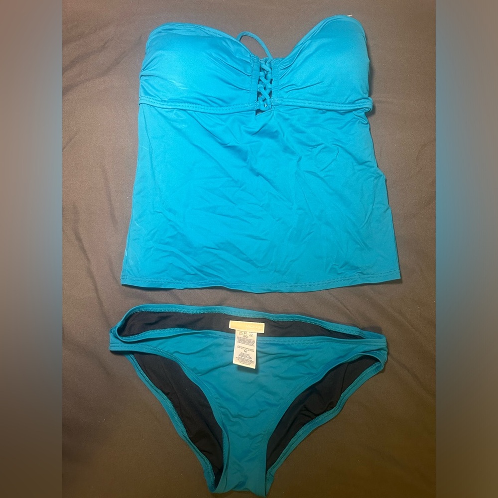 Michael Kors 2 piece tankini. Never worn. Turquoise